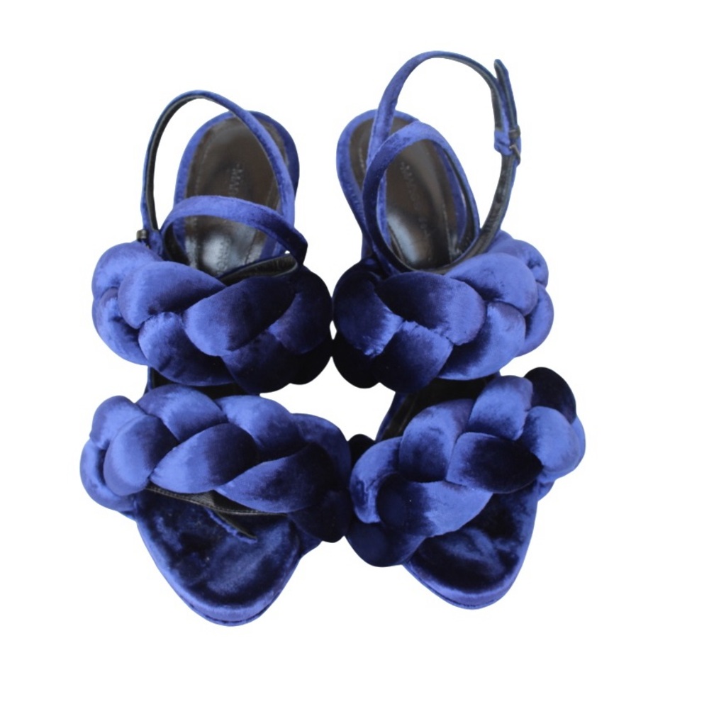 Marco de Vincenzo blue velvet heels